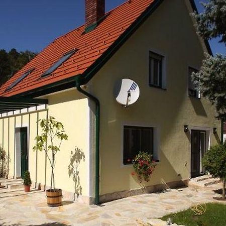 Romantic Cottage Pitten Eksteriør billede